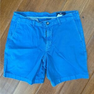 Men’s vineyard vines shorts